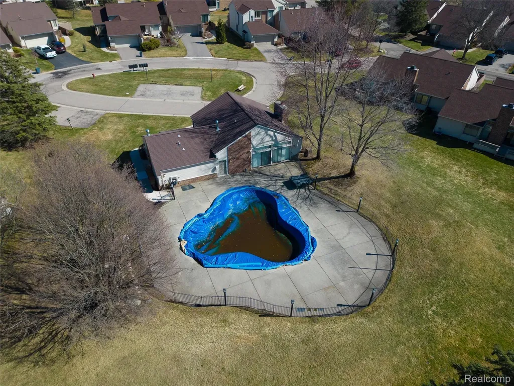 23309 Reynard Drive Southfield City MI 48034