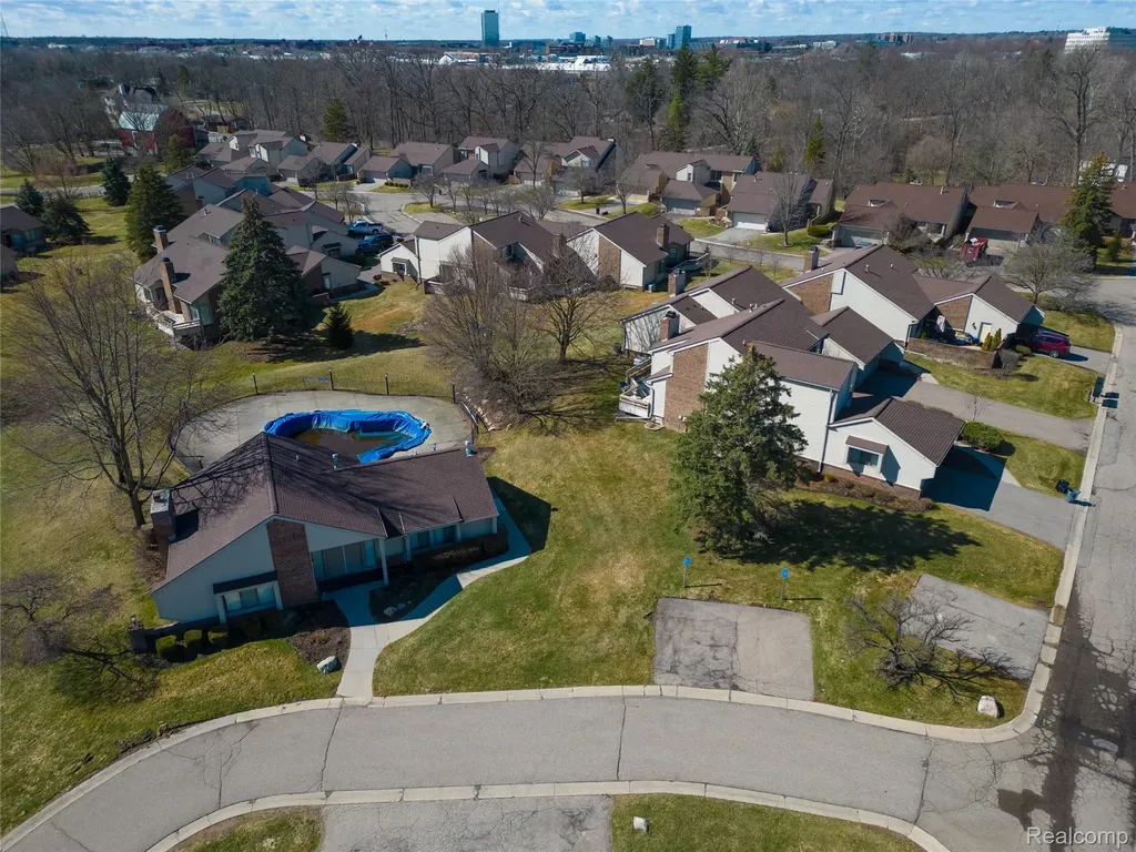 23309 Reynard Drive Southfield City MI 48034