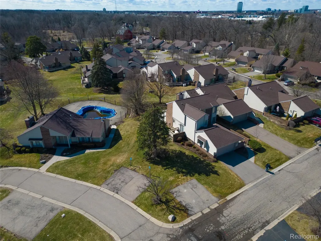 23309 Reynard Drive Southfield City MI 48034
