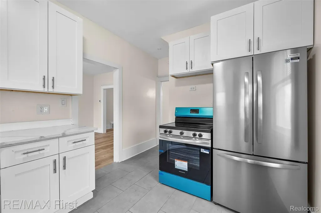 556 Leicester Court Detroit City MI 48202