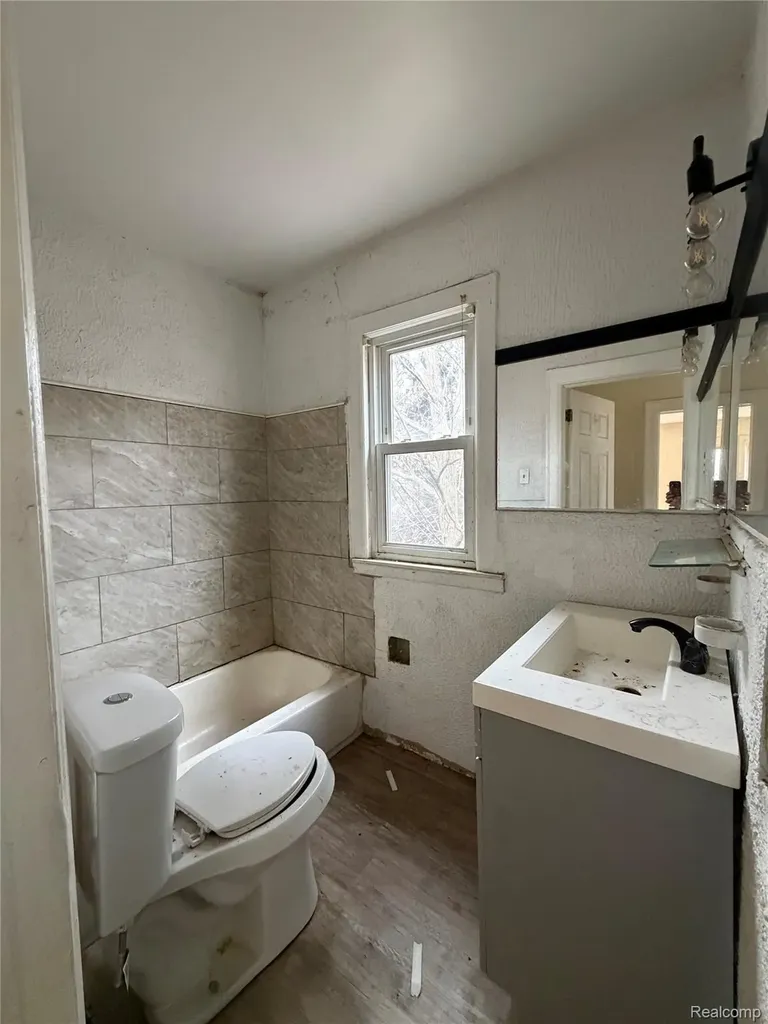 14901 Sorrento Street Detroit City MI 48227