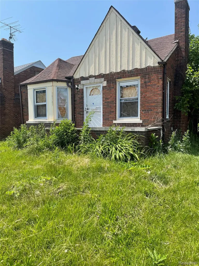 10345 Greensboro Street Detroit City MI 48224
