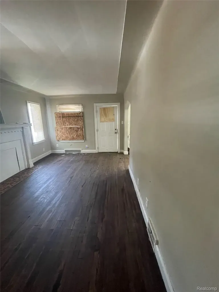 10345 Greensboro Street Detroit City MI 48224