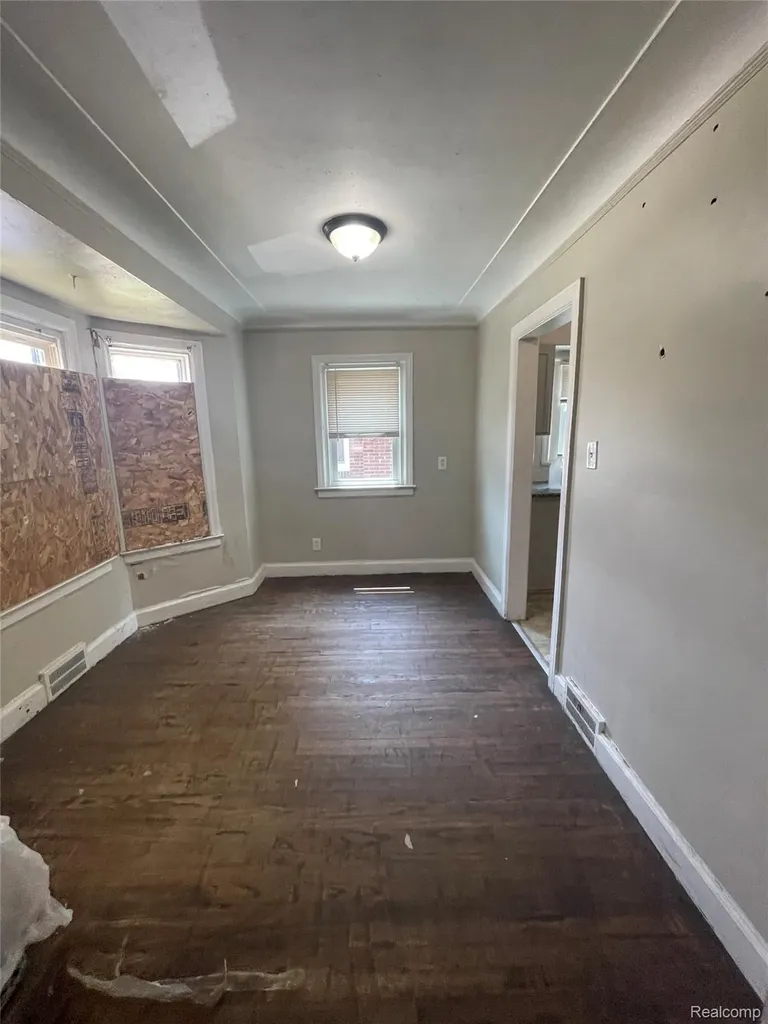 10345 Greensboro Street Detroit City MI 48224