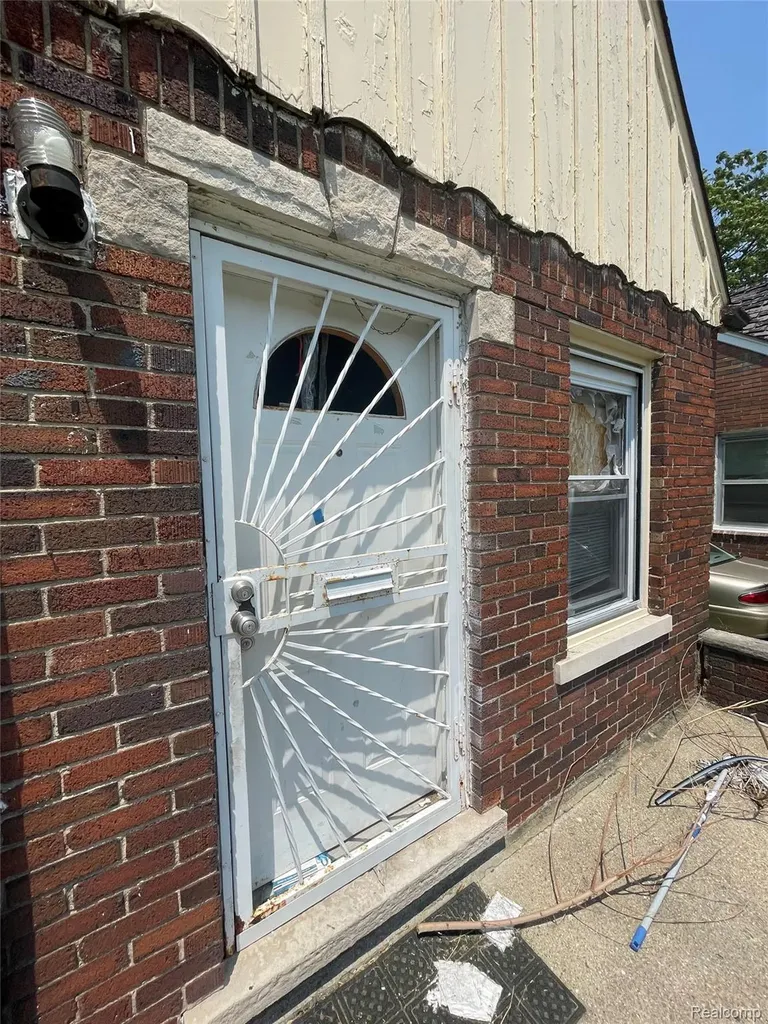10345 Greensboro Street Detroit City MI 48224