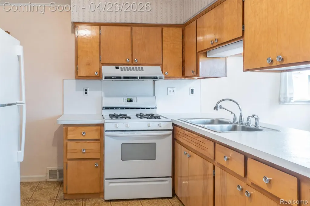 3539 Huron Street Dearborn City MI 48124