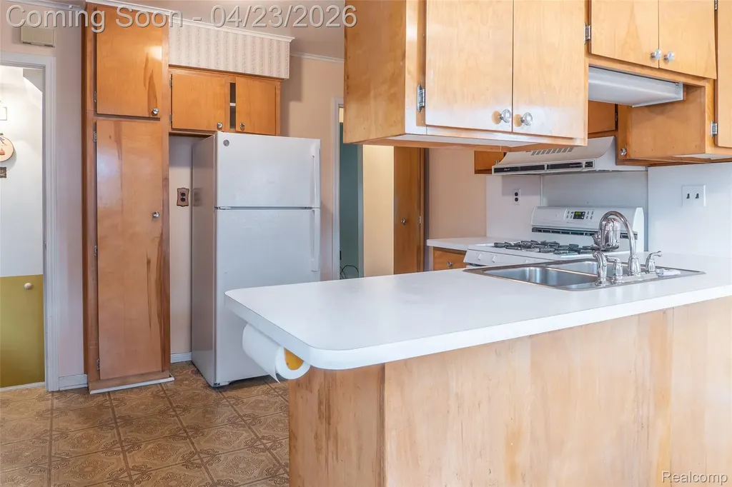 3539 Huron Street Dearborn City MI 48124