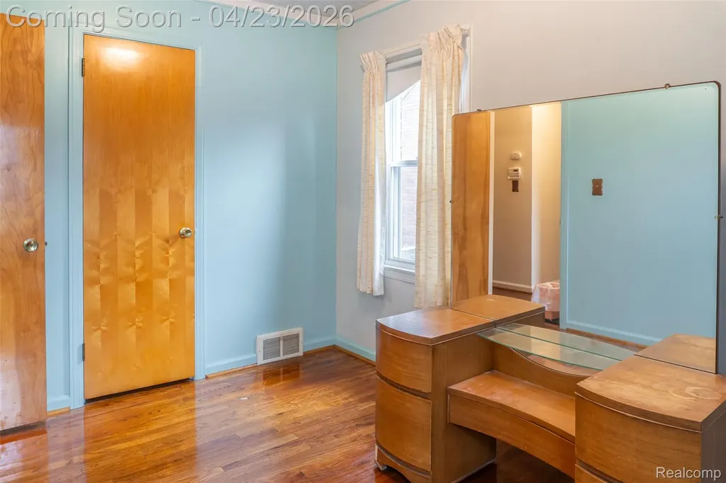 3539 Huron Street Dearborn City MI 48124