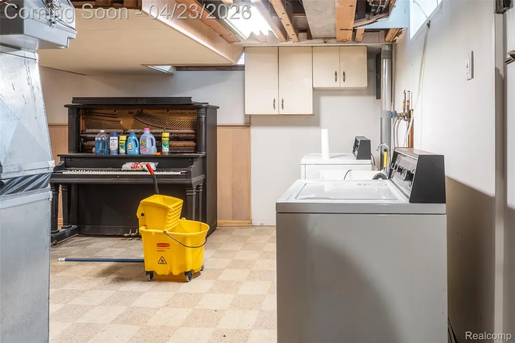 3539 Huron Street Dearborn City MI 48124