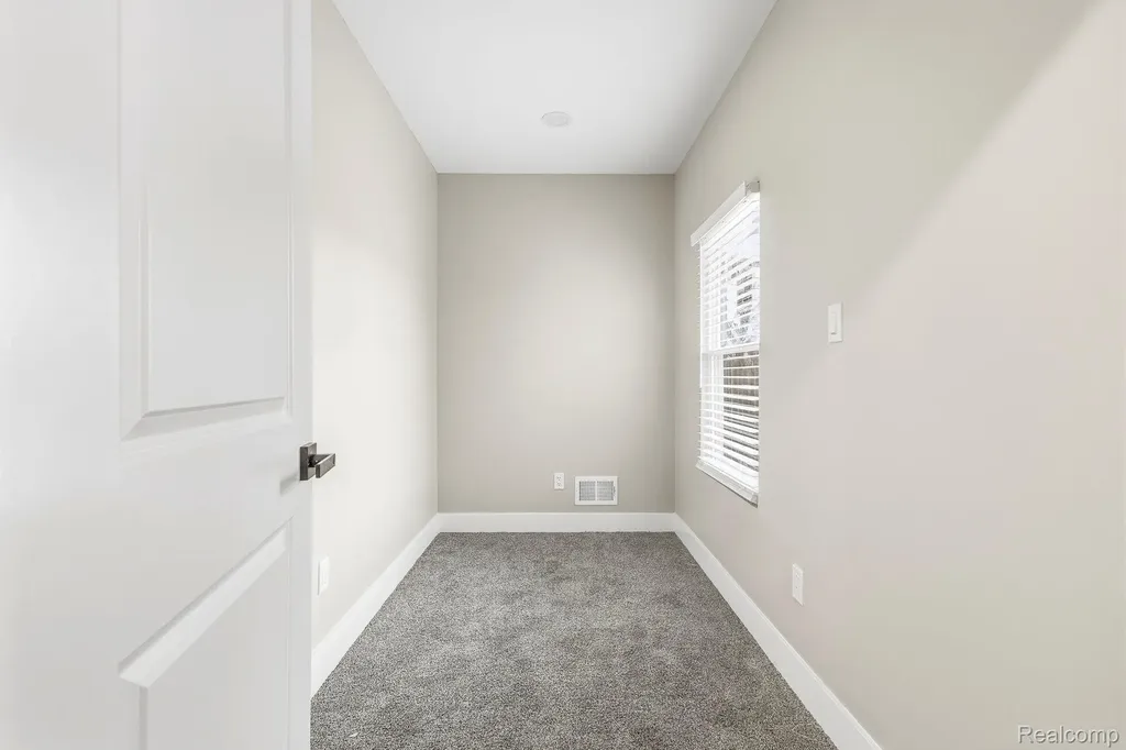 3280 Lothrop Street Detroit City MI 48206