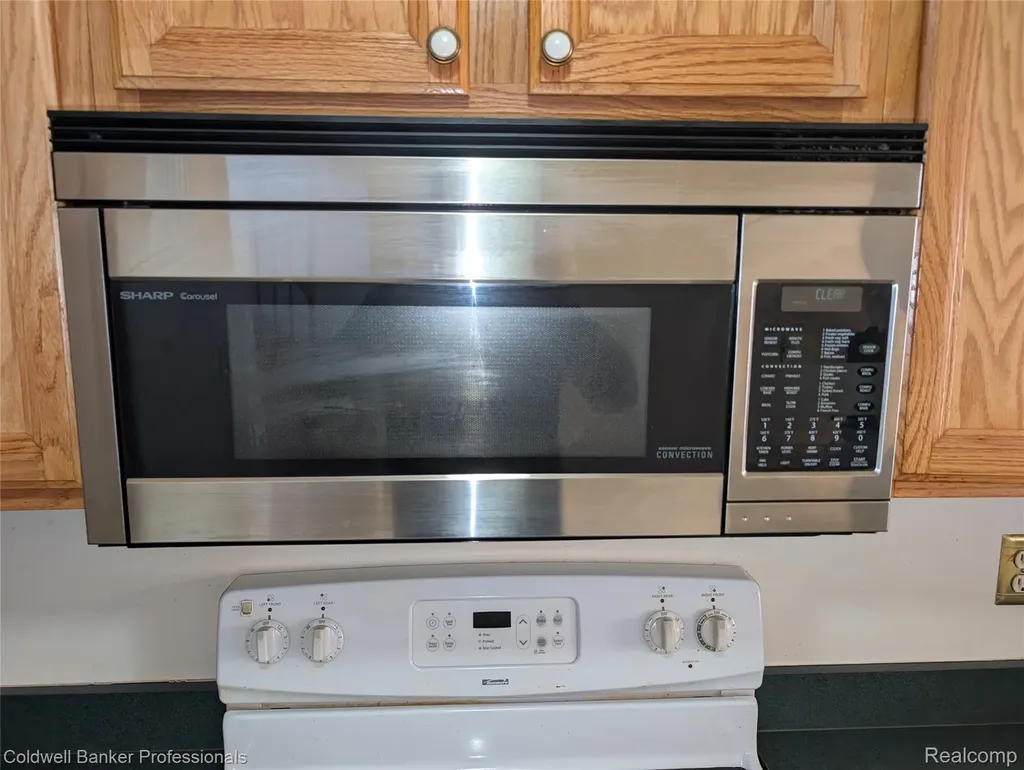 7896 Rivergate Drive Westland City MI 48185