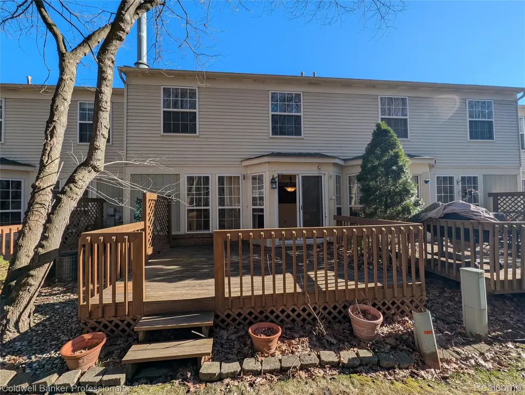 7896 Rivergate Drive Westland City MI 48185