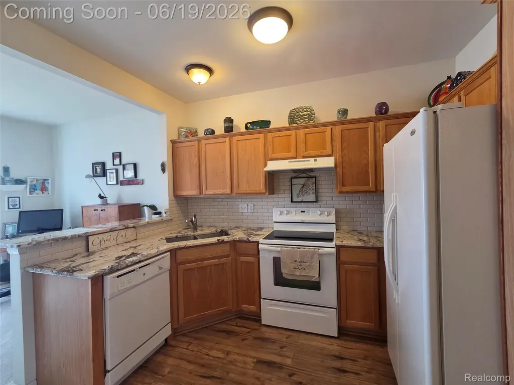 1604 Pinecroft Lane Howell Township MI 48855