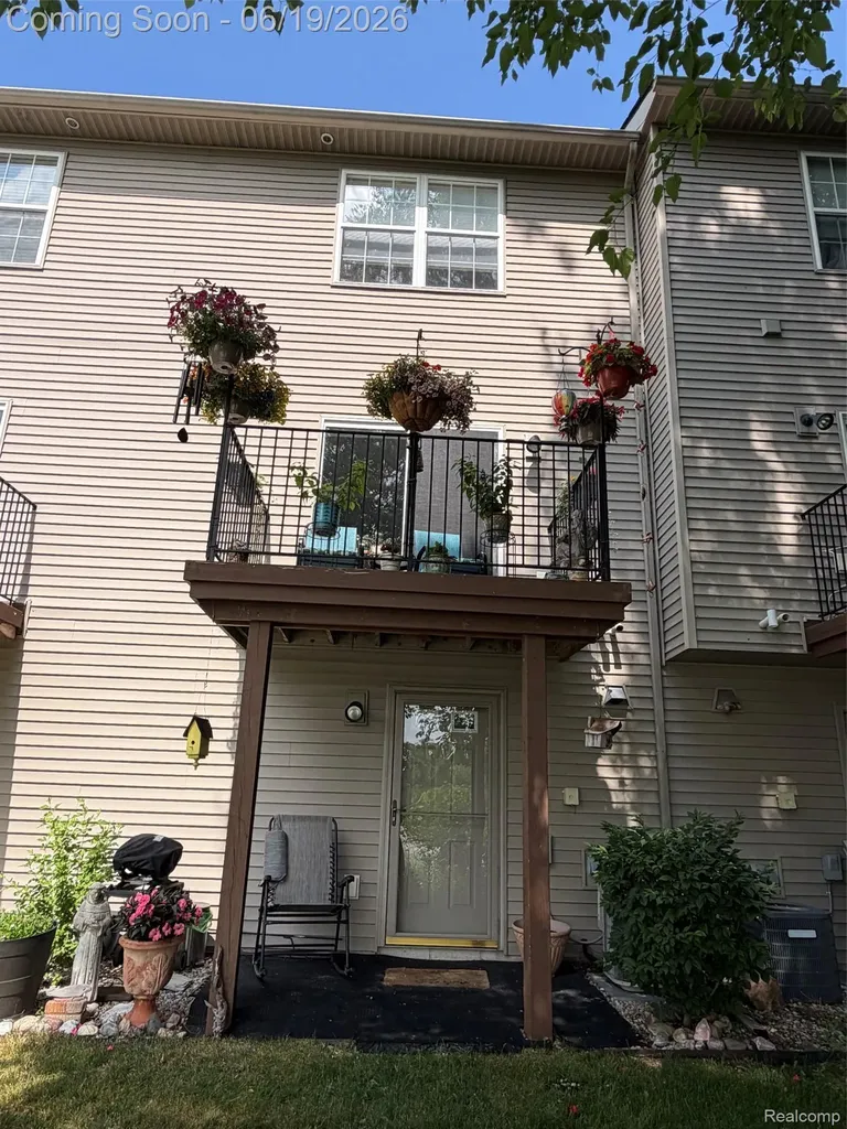 1604 Pinecroft Lane Howell Township MI 48855