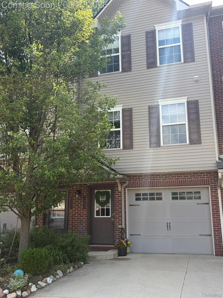 1604 Pinecroft Lane Howell Township MI 48855