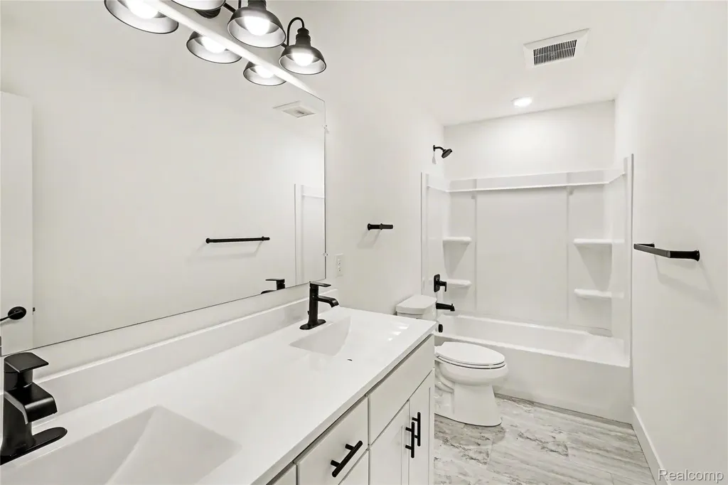 7294 River Rock Drive Davison Township MI 48423