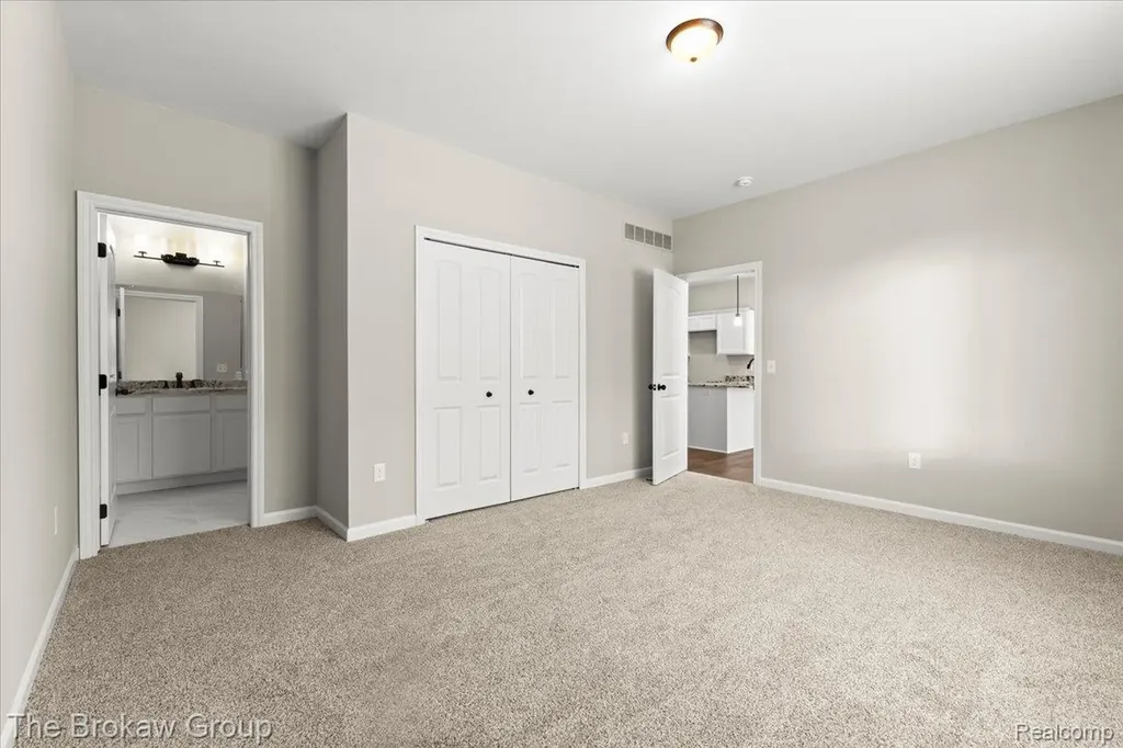 1435 Luxington Drive Lapeer City MI 48446