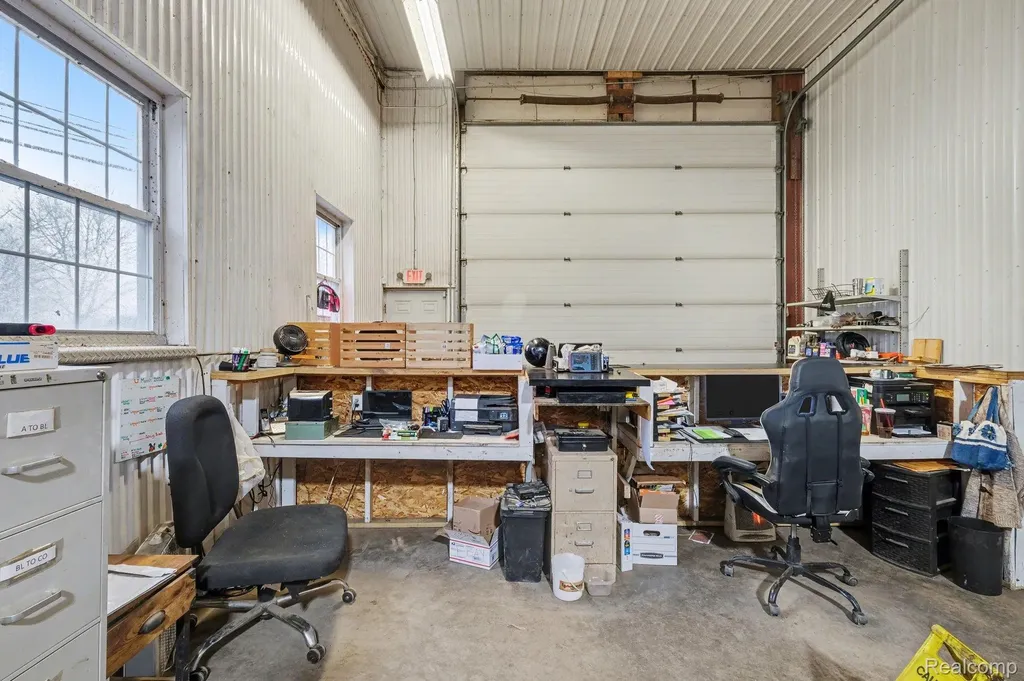 7320 E M 71 Vernon Village MI 48476