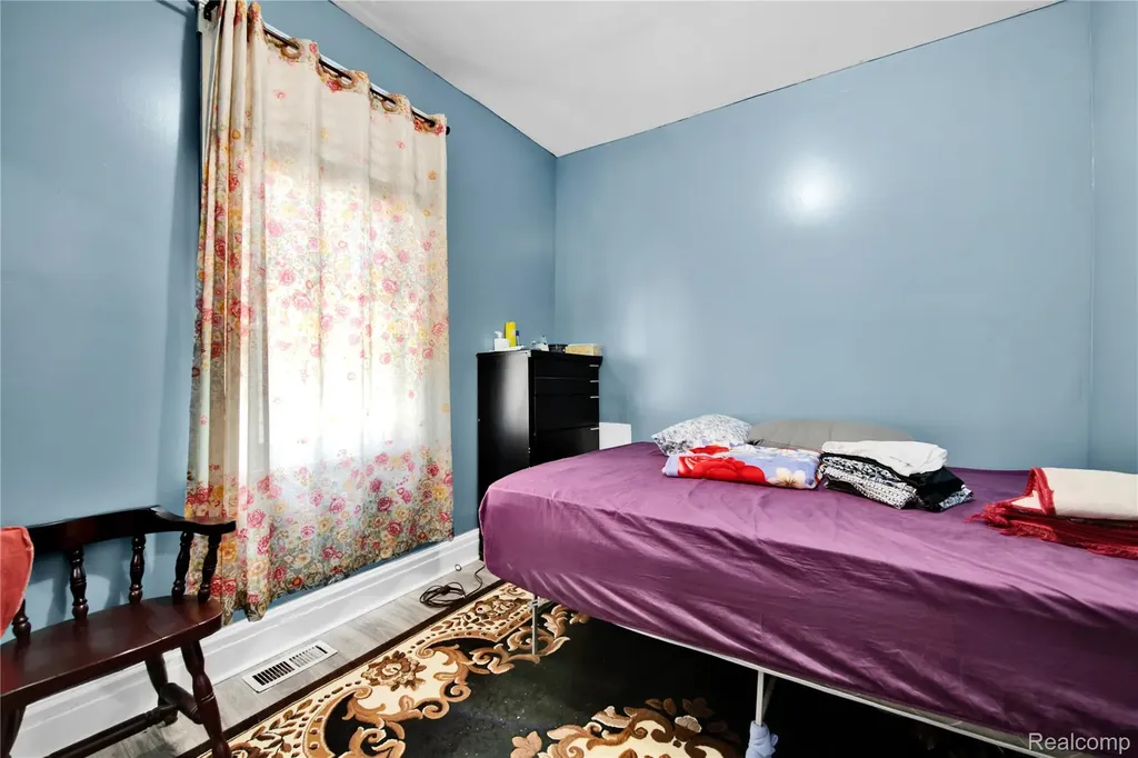 3368 Evaline Street Hamtramck City MI 48212