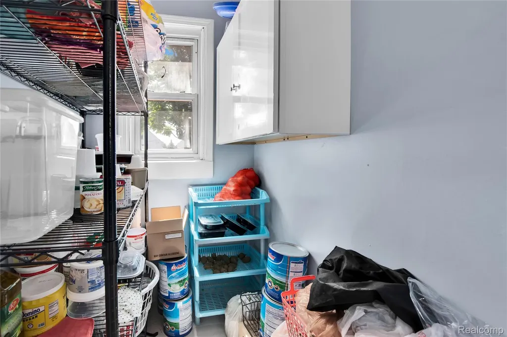3368 Evaline Street Hamtramck City MI 48212