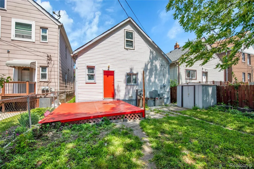 3368 Evaline Street Hamtramck City MI 48212