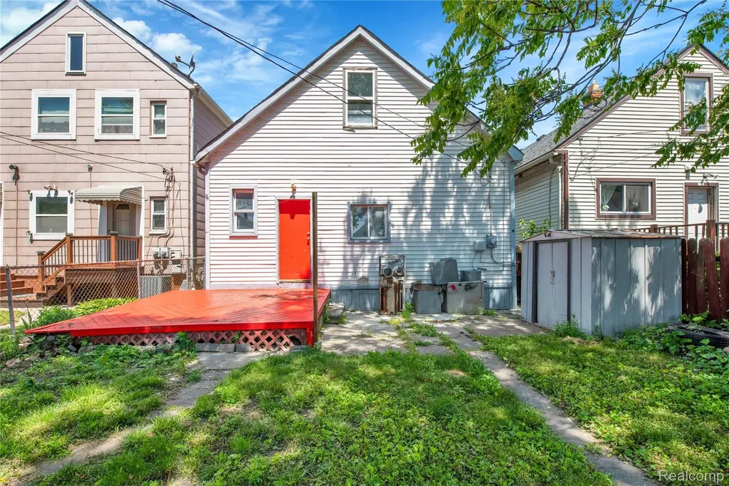 3368 Evaline Street Hamtramck City MI 48212