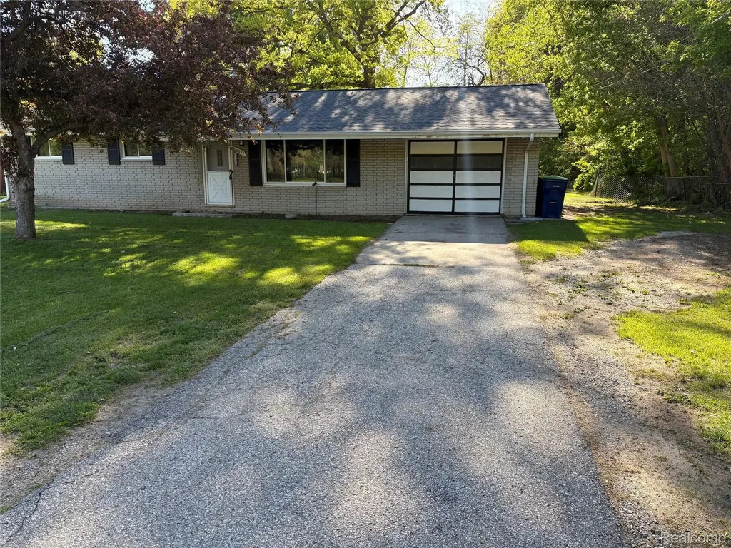 6644 Dorwood Road Bridgeport Charter Township MI 48601