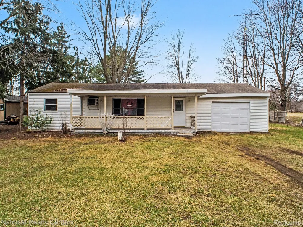 14243 Seymour Road Montrose Charter Township MI 48457