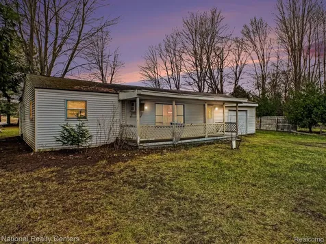 14243 Seymour Road Montrose Charter Township MI 48457
