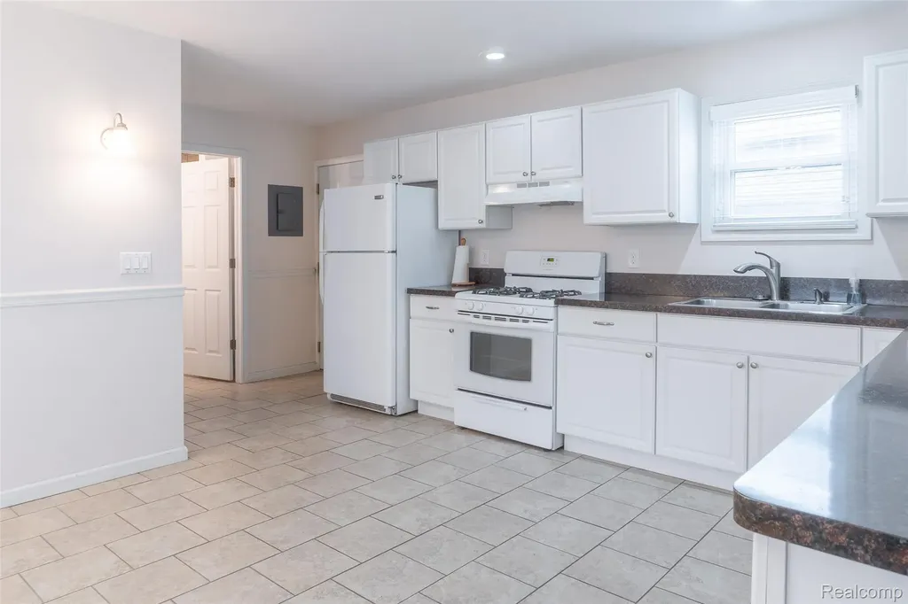 408 Conley Street Algonac City MI 48001
