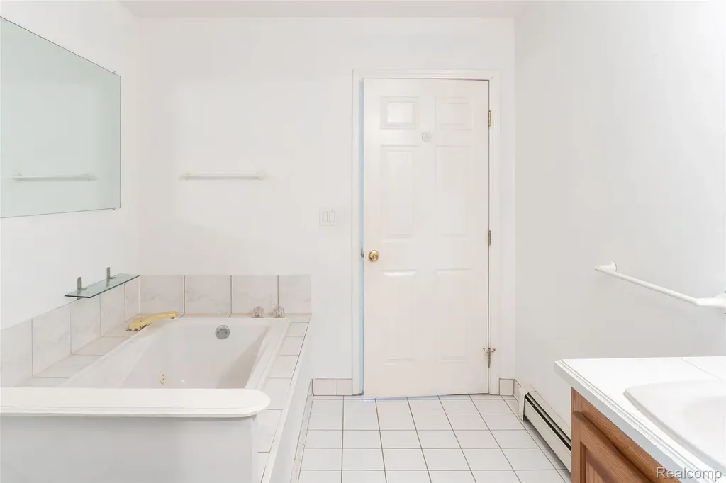 408 Conley Street Algonac City MI 48001