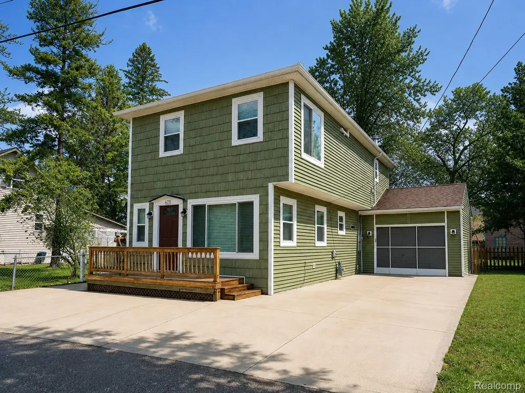 408 Conley Street Algonac City MI 48001