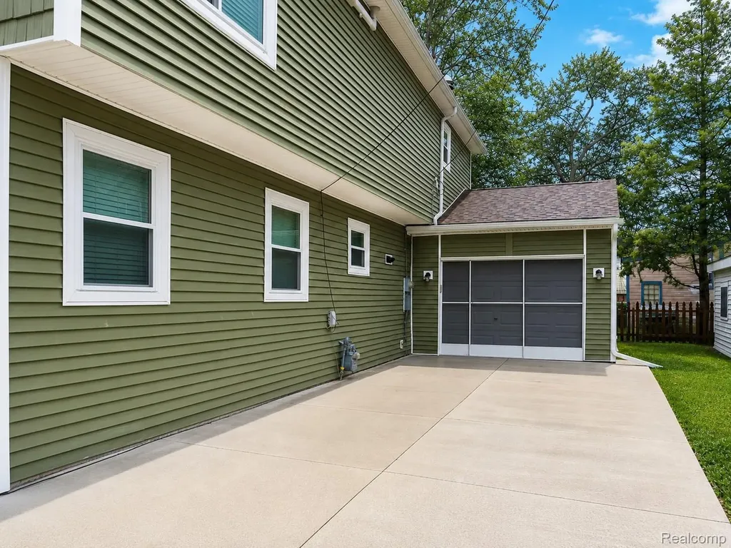 408 Conley Street Algonac City MI 48001