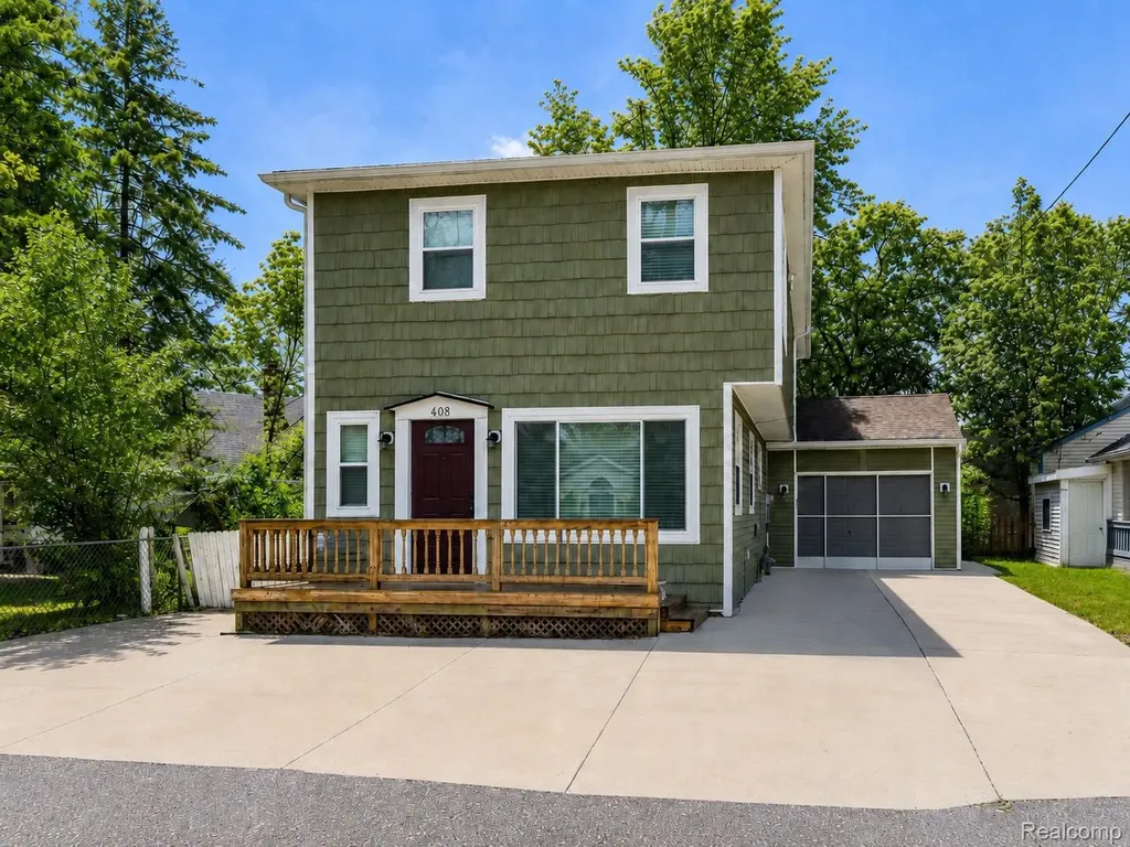 408 Conley Street Algonac City MI 48001