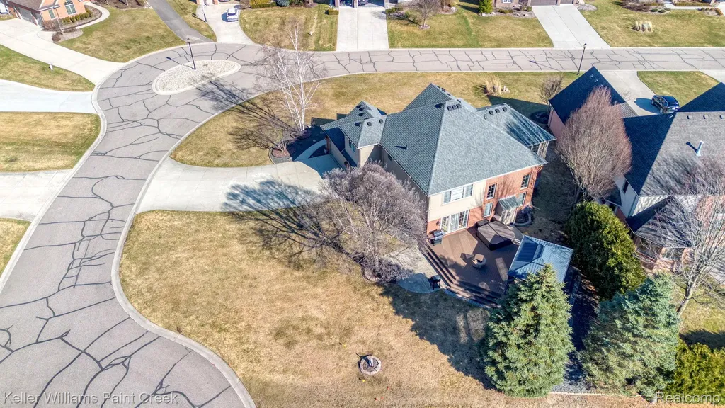 1628 Royal Birkdale Drive W Oxford Charter Township MI 48371