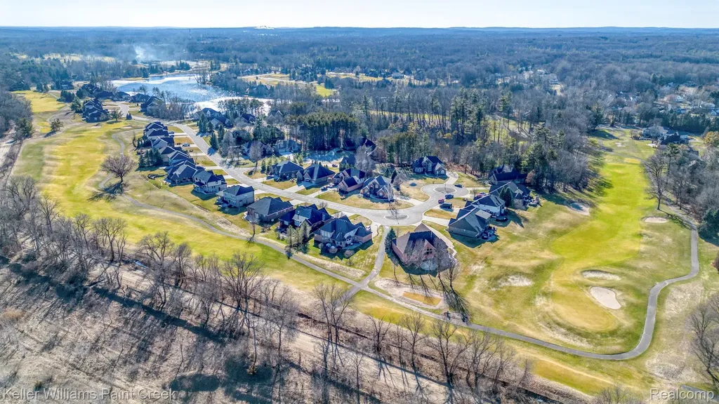 1628 Royal Birkdale Drive W Oxford Charter Township MI 48371