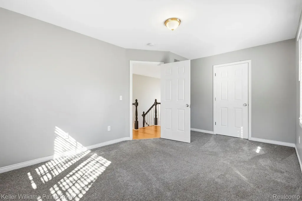 1628 Royal Birkdale Drive W Oxford Charter Township MI 48371
