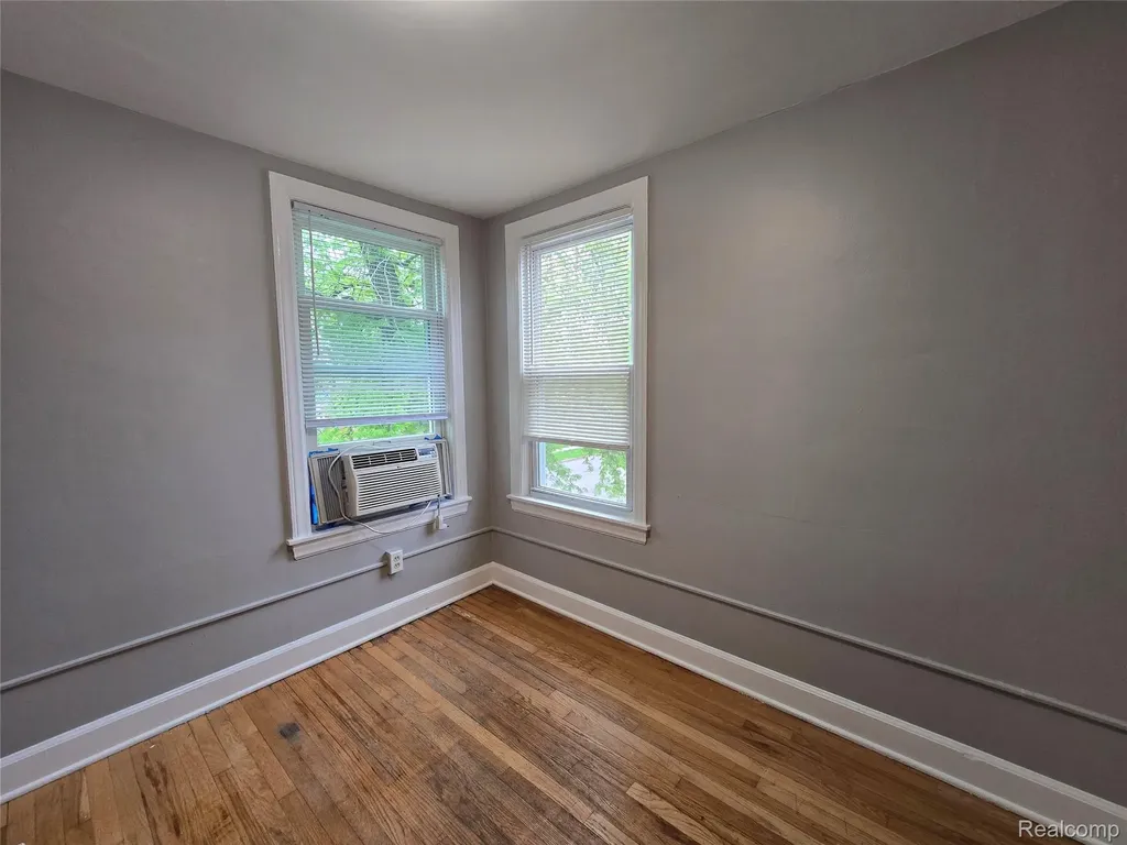 111 Ballard Street Ypsilanti City MI 48197