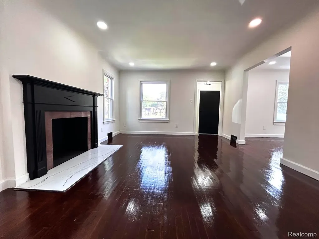 10029 Balfour Road Detroit City MI 48224