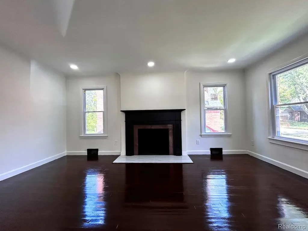 10029 Balfour Road Detroit City MI 48224