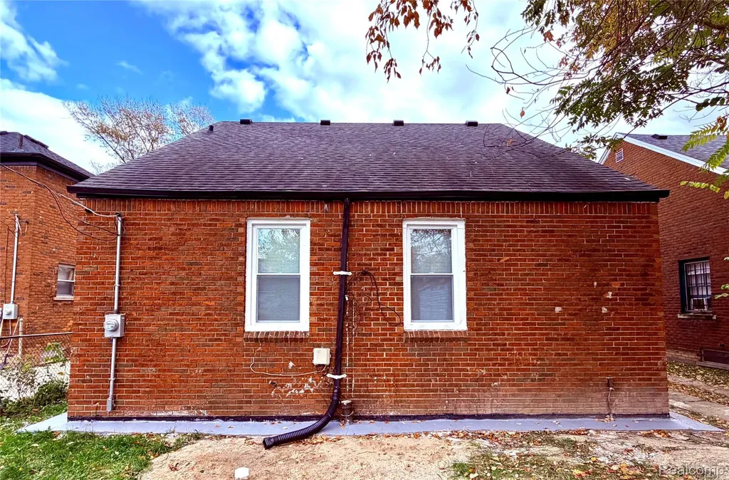 10029 Balfour Road Detroit City MI 48224