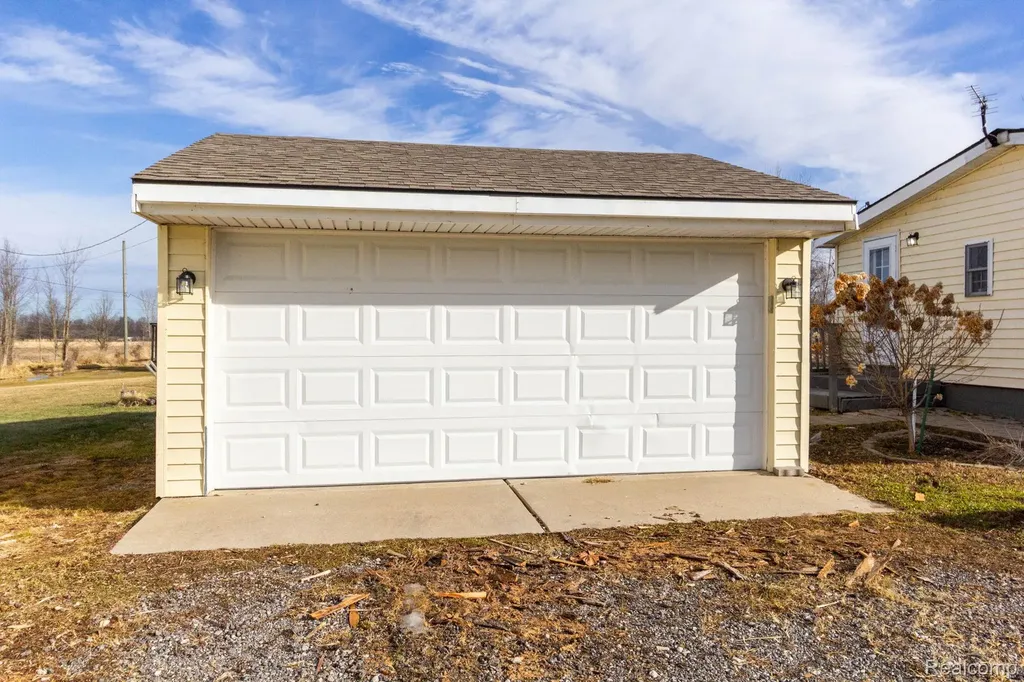 9002 Arnold Road Ira Township MI 48023