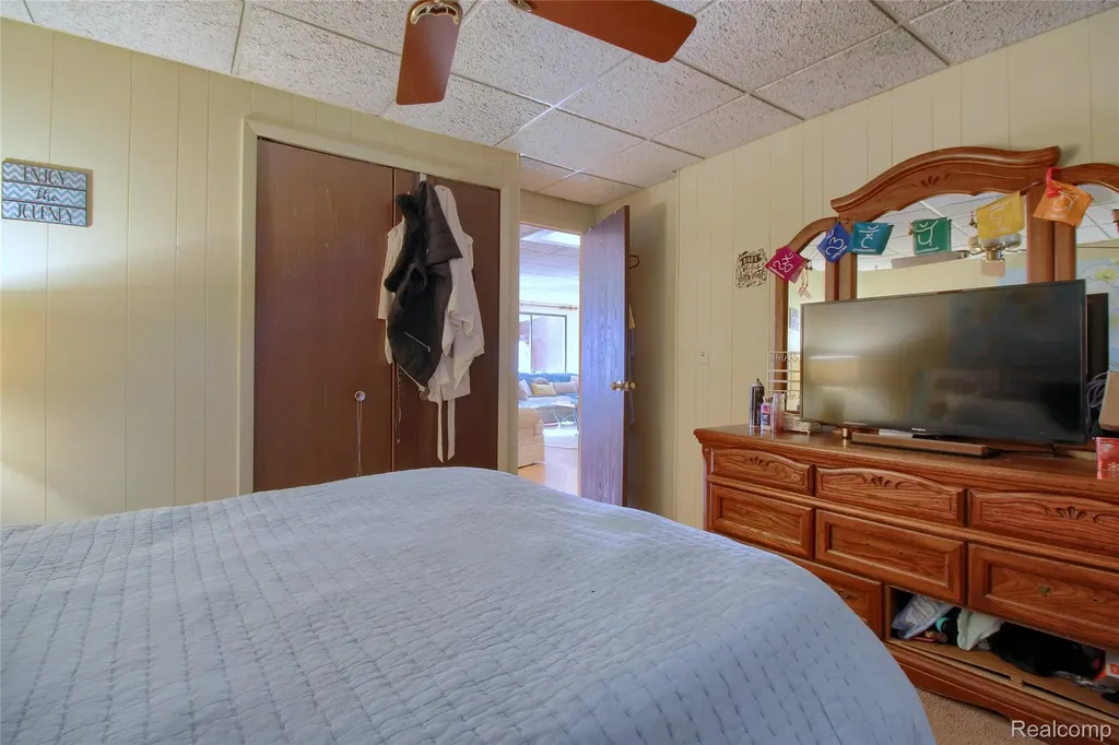 9780 Cambridge Court Cambridge Court Green Oak Township MI 48178