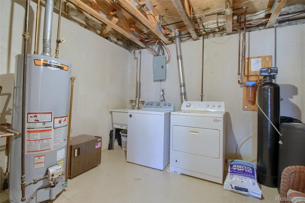 9780 Cambridge Court Cambridge Court Green Oak Township MI 48178