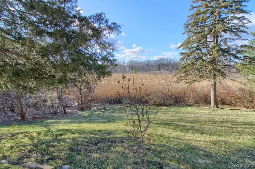 9780 Cambridge Court Cambridge Court Green Oak Township MI 48178