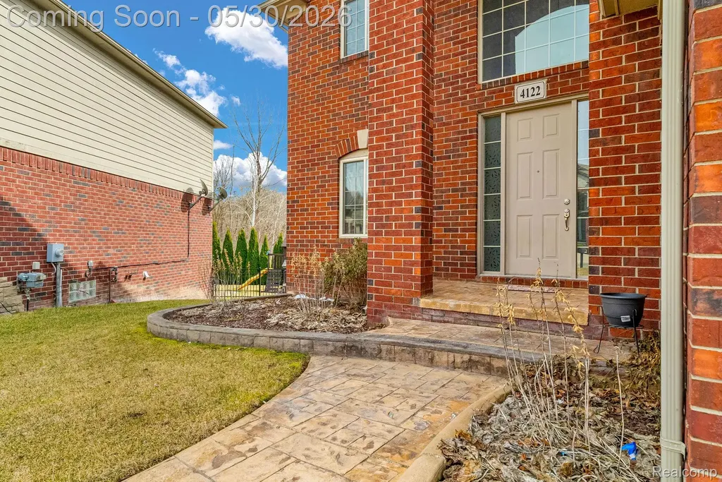4122 Hawks Nest Road Shelby Charter Township MI 48317