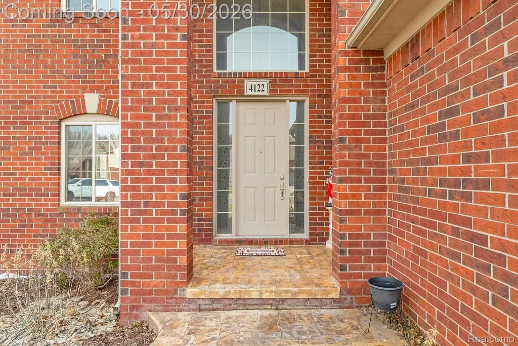 4122 Hawks Nest Road Shelby Charter Township MI 48317
