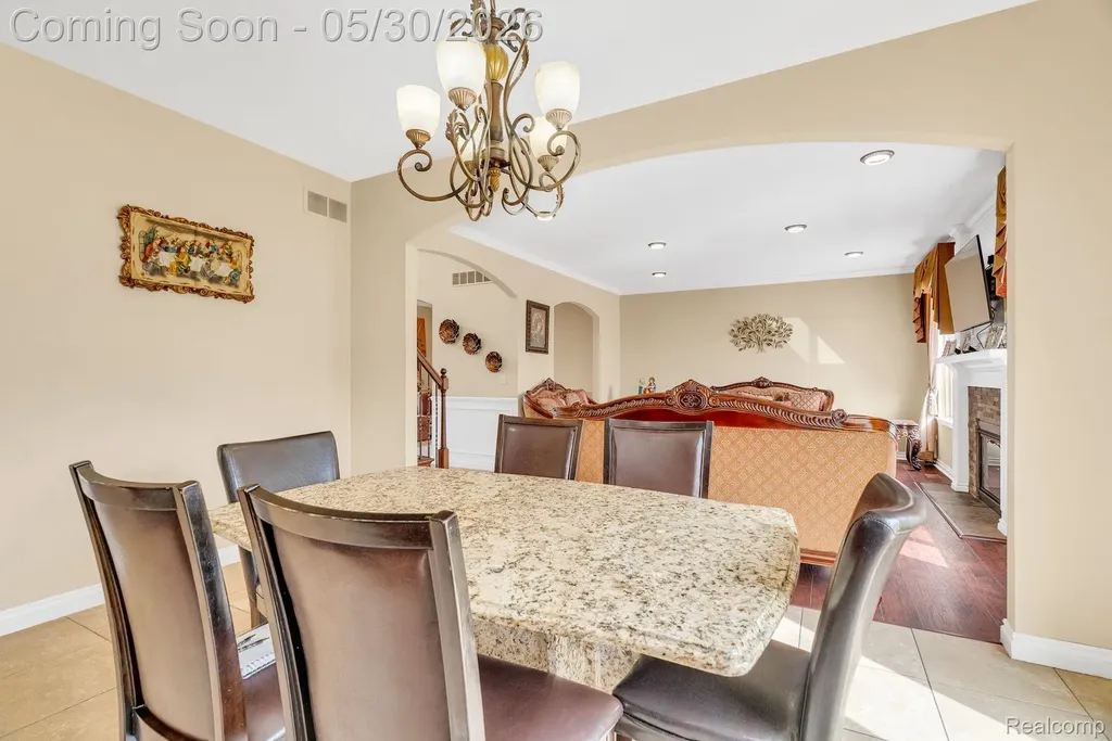 4122 Hawks Nest Road Shelby Charter Township MI 48317