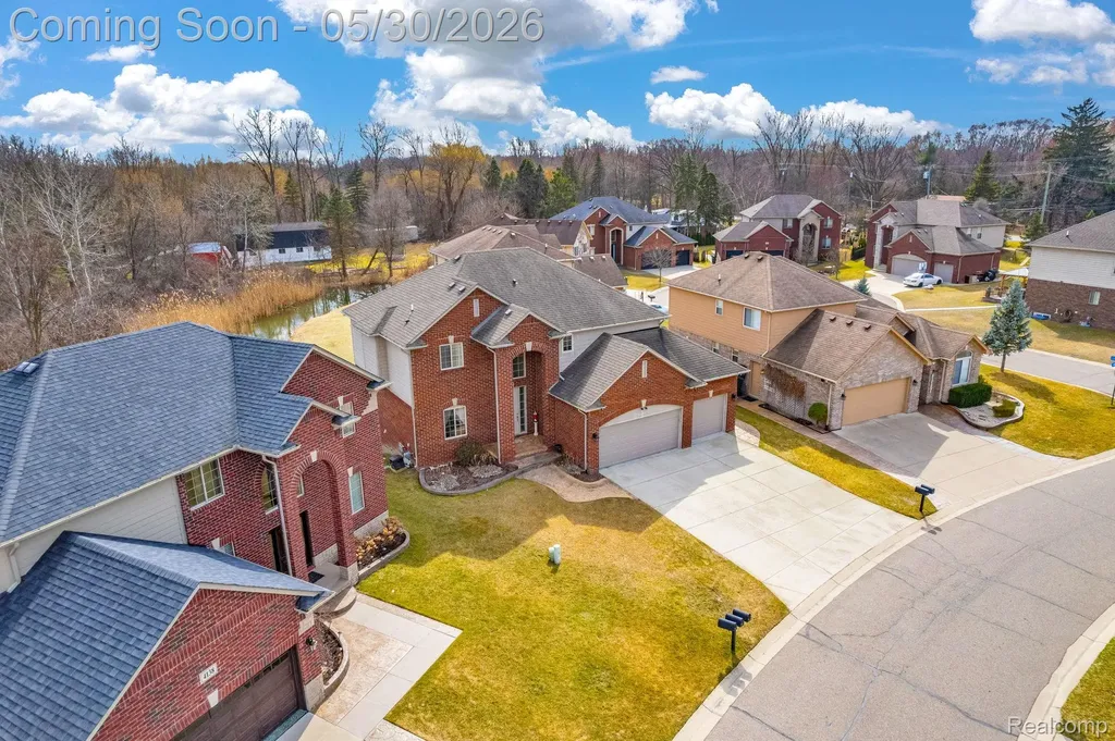 4122 Hawks Nest Road Shelby Charter Township MI 48317