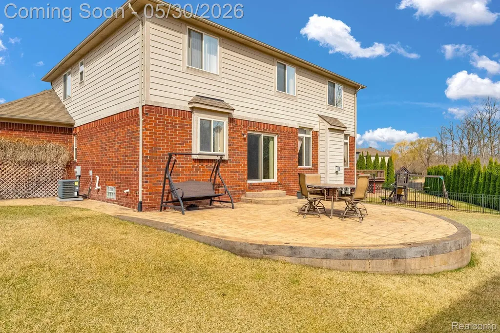 4122 Hawks Nest Road Shelby Charter Township MI 48317